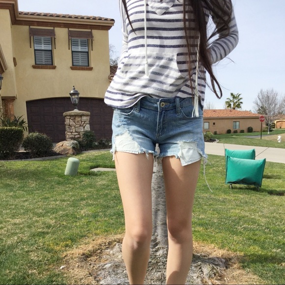 LAST PAIR‼️ Weekender Destructive Denim - Picture 8 of 8